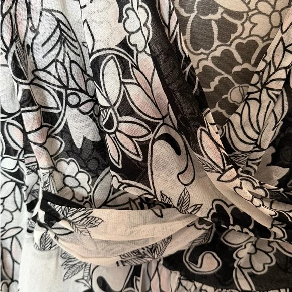 Karen Kane Vintage Y2K Sheer Floral Wrap Blouse Black White S Fairy Grunge - Picture 6 of 6
